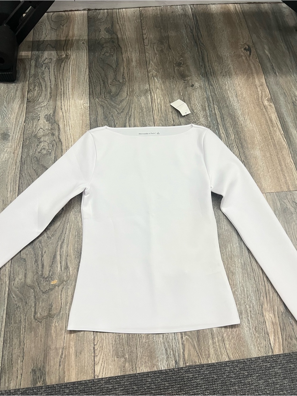 Abercrombie & Fitch White Long-Sleeve Boatneck Top